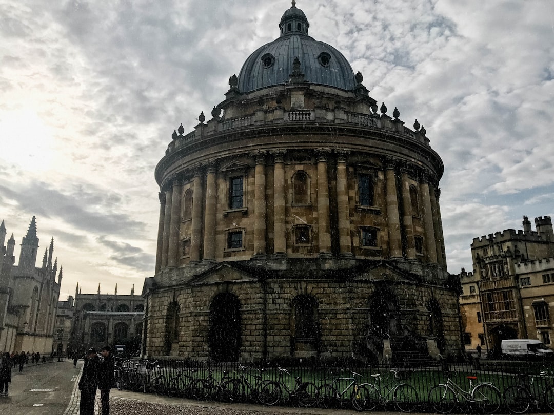 Découvrez la Bodleian Library d'Oxford : un trésor culturel - Q733+QQ Clacton-on-Sea | Secret World Trip Planner