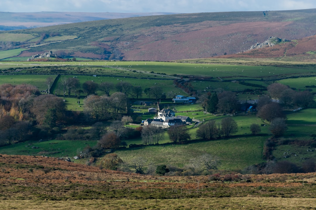 Scopri il fascino del Dartmoor National Park in Inghilterra - HX28+2M Lens | Secret World Trip Planner