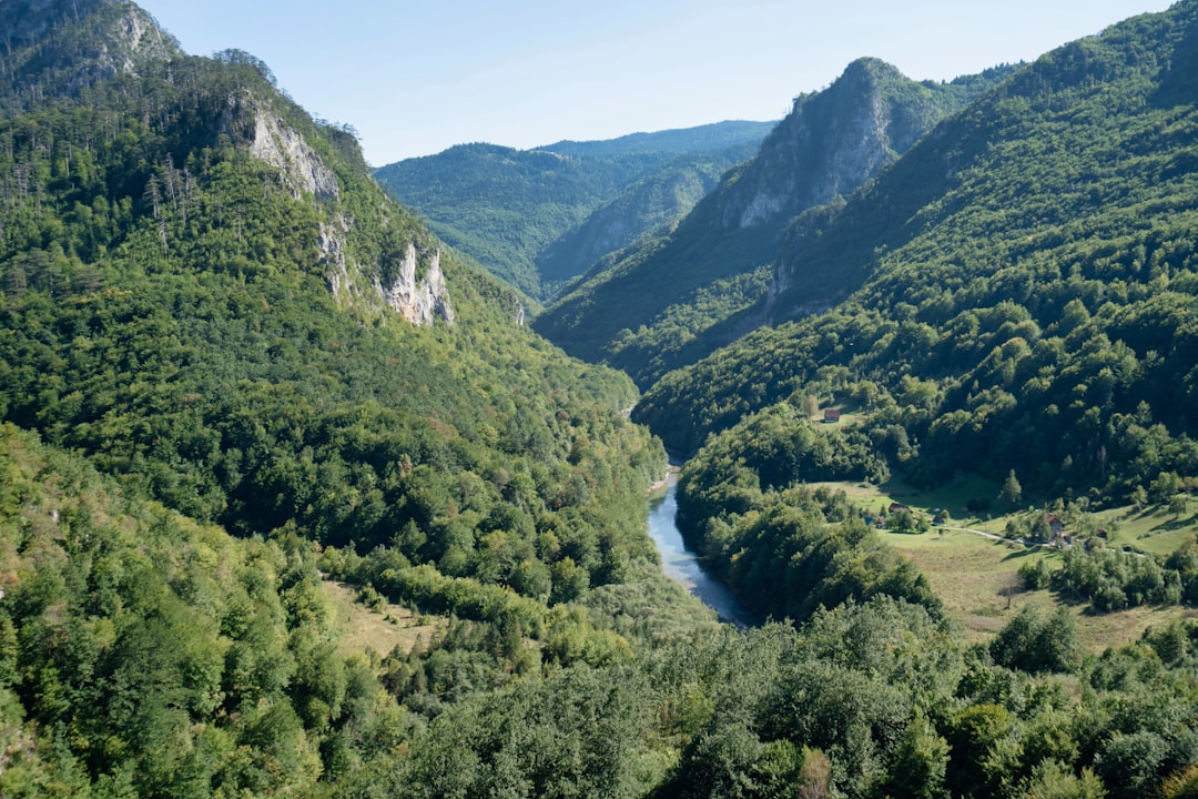 Entdecken Sie den Reiz des Tara-Canyons in Montenegro - Tepca | Secret World Trip Planner