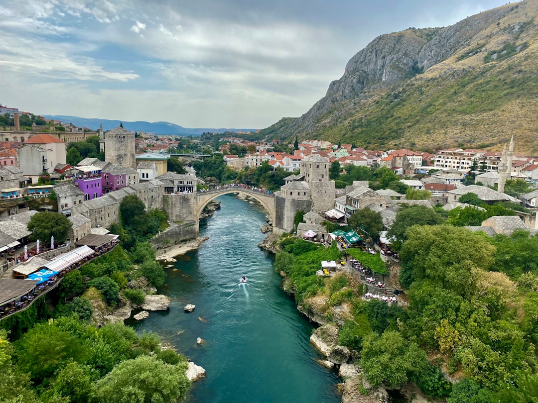 Ponte Vecchio di Mostar: Un'Eredità da Scoprire - Stari most | Secret World Trip Planner