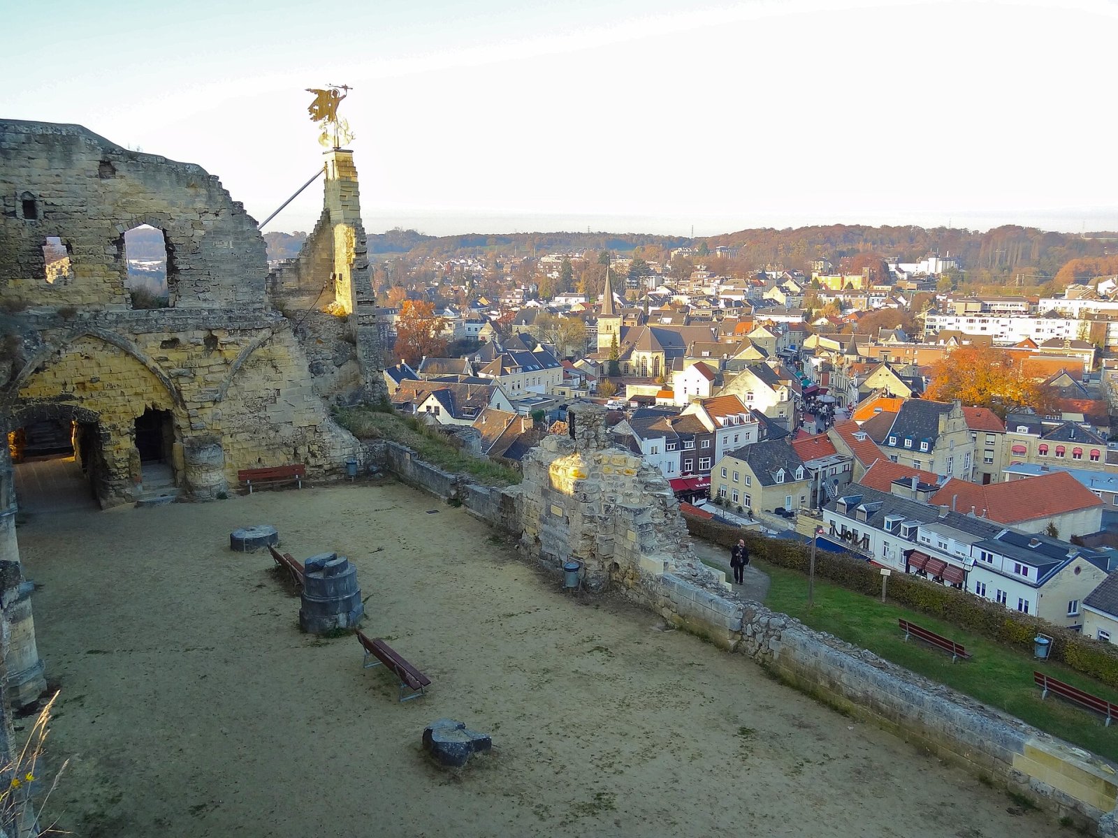 Découvrez le Château de Valkenburg : histoire et beautés du Limburg - Valkenburg | Secret World Trip Planner