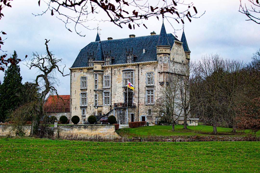 Découvrez le Château de Valkenburg : histoire et beautés du Limburg - Valkenburg | Secret World Trip Planner