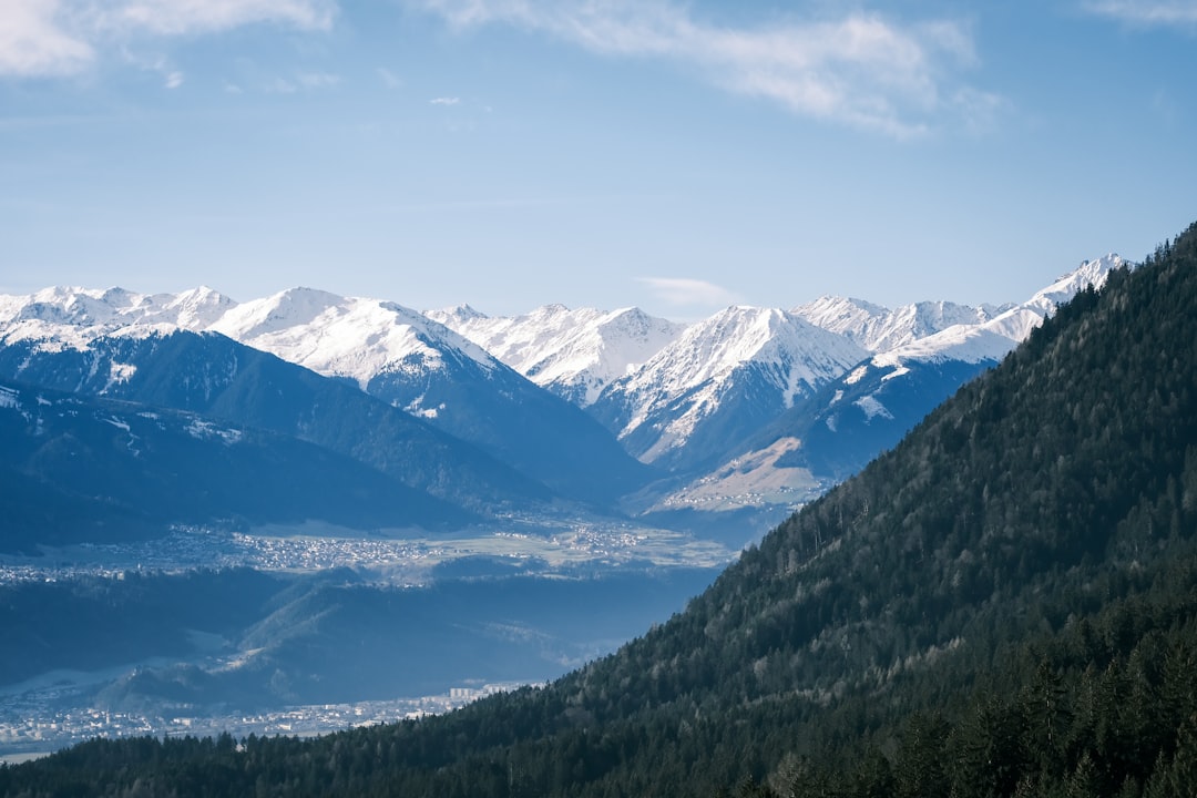 Entdecken Sie die Magie der Nordkette Berge in Innsbruck - Innsbruck | Secret World Trip Planner