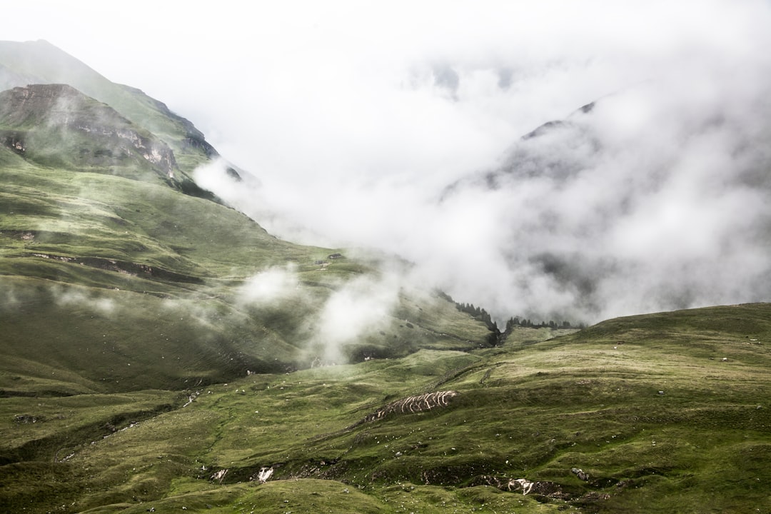Scopri la Grossglockner High Alpine Road: un viaggio indimenticabile - Winkl | Secret World Trip Planner