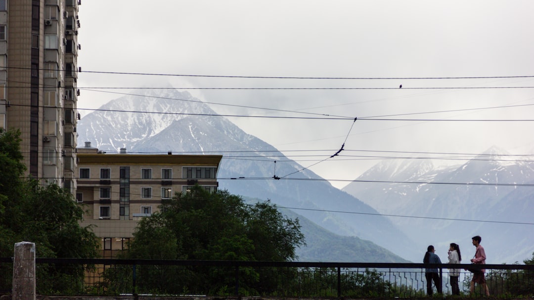 Scoprire Almaty: Il Mercato Verde e le sue Meraviglie - Almaty | Secret World Trip Planner