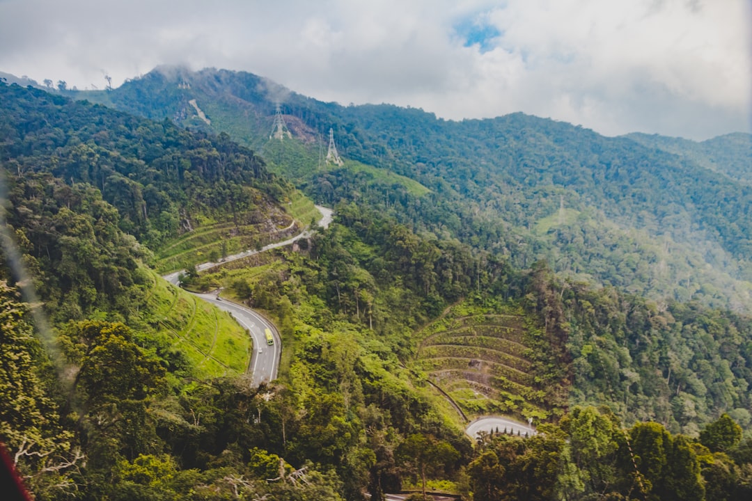 Esplora Bukit Nikai Pemadang: un gioiello naturale in Malaysia - Lubok Antu | Secret World Trip Planner