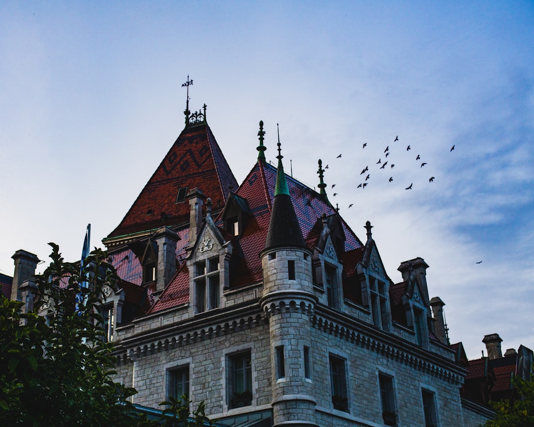 Château d'Ouchy: A Hidden Gem in Switzerland - Pl. du Port | Secret World Trip Planner