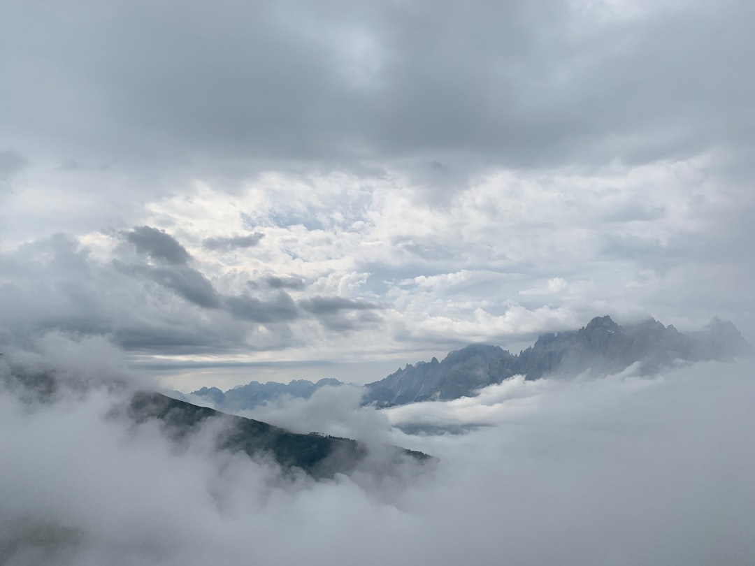 Sesto: Un Paradiso Nascosto nelle Dolomiti - 39030 Sesto BZ | Secret World Trip Planner