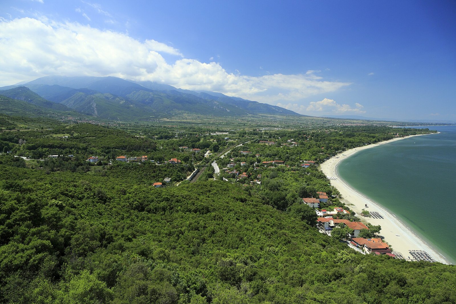 Olympos: La Magia di un Villaggio Greco tra Storia e Natura - 39C3+X9 Agiasos | Secret World Trip Planner