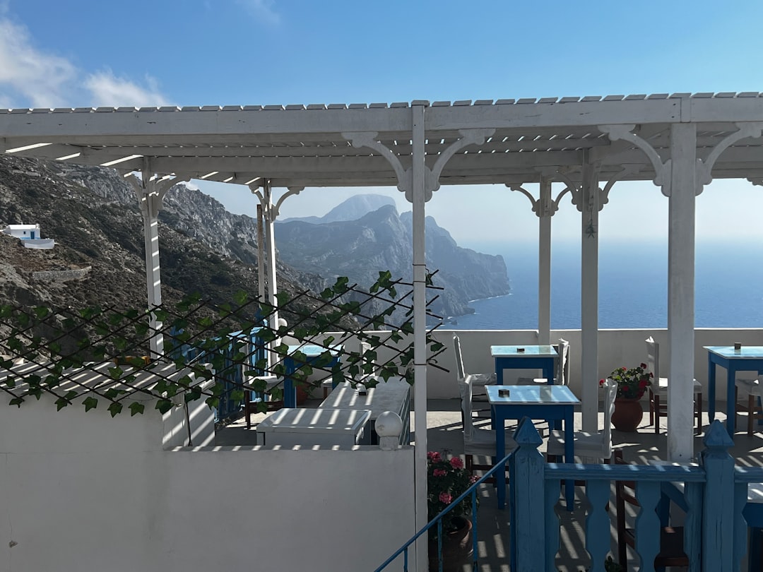 Olympos: Die Magie eines griechischen Dorfes zwischen Geschichte und Natur - 39C3+X9 Agiasos | Secret World Trip Planner