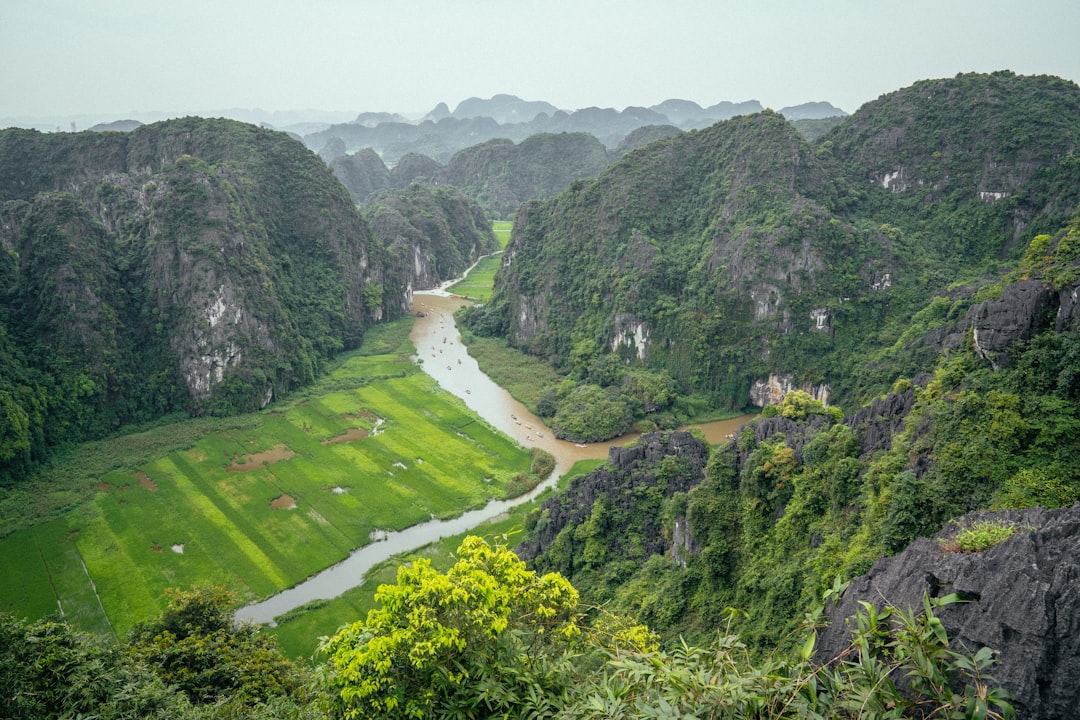 Núi Am: Un Paradiso Naturale nel Cuore del Vietnam - Canh Vinh | Secret World Trip Planner