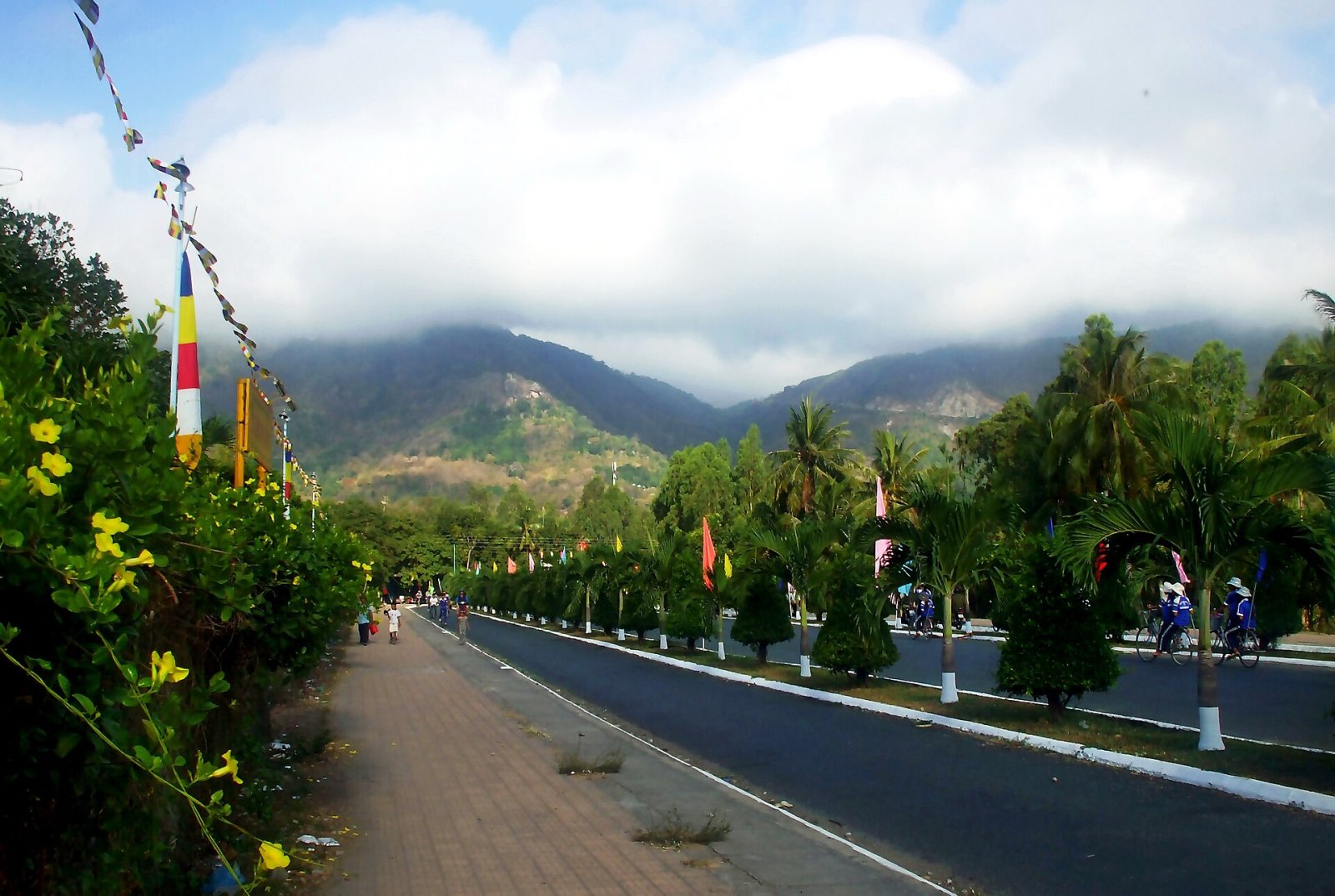 Núi Viên Nam: A Natural Paradise in the Heart of Vietnam - Thinh Minh | Secret World Trip Planner