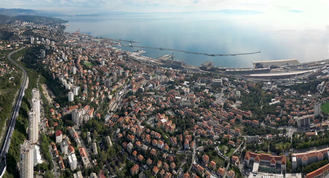 Scoprire la Promenada Piran: Un Paradiso Panoramico - Prešernovo nabrežje | Secret World Trip Planner