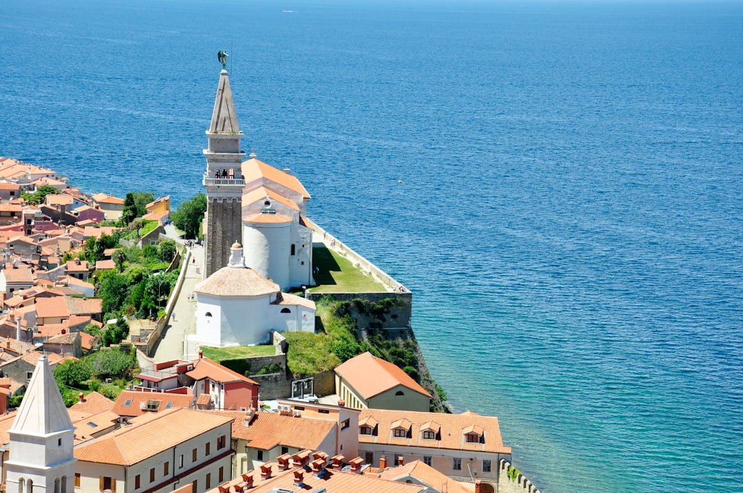 Entdecken Sie die Promenade Piran: Ein Panorama-Paradies - Prešernovo nabrežje | Secret World Trip Planner