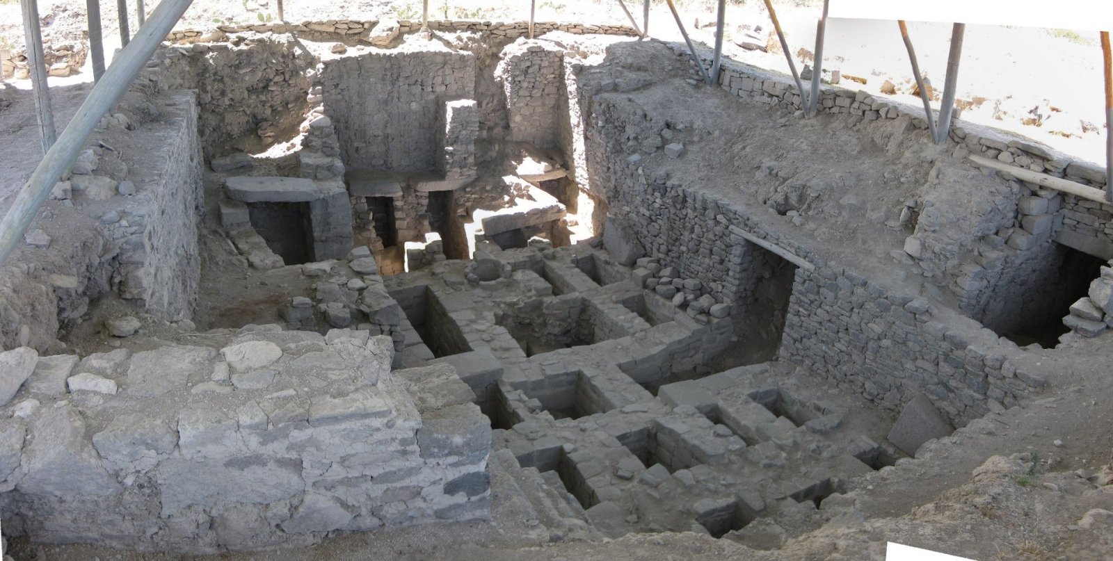 Découvrez le Complexe Archéologique Wari au Pérou - La Vega | Secret World Trip Planner