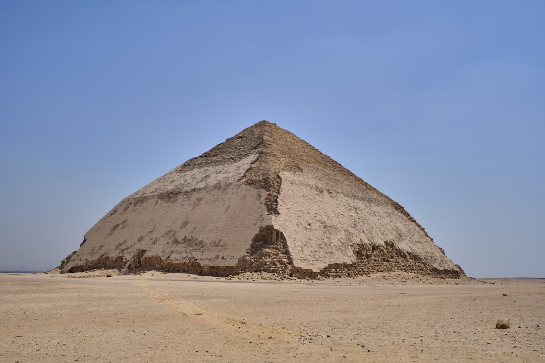 Découvrir Jabal al Muqattam : un trésor naturel en Égypte - Manshiyat Naser | Secret World Trip Planner