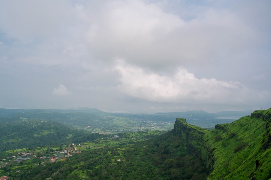 Karla Caves: Un Tesoro Nascosto nella Storia - Lonavala | Secret World Trip Planner