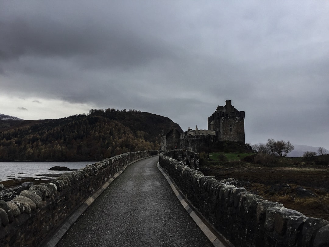 Achnabreck: Das Geheimnis der Felszeichnungen in Schottland — 3H63+8M Lochgilphead