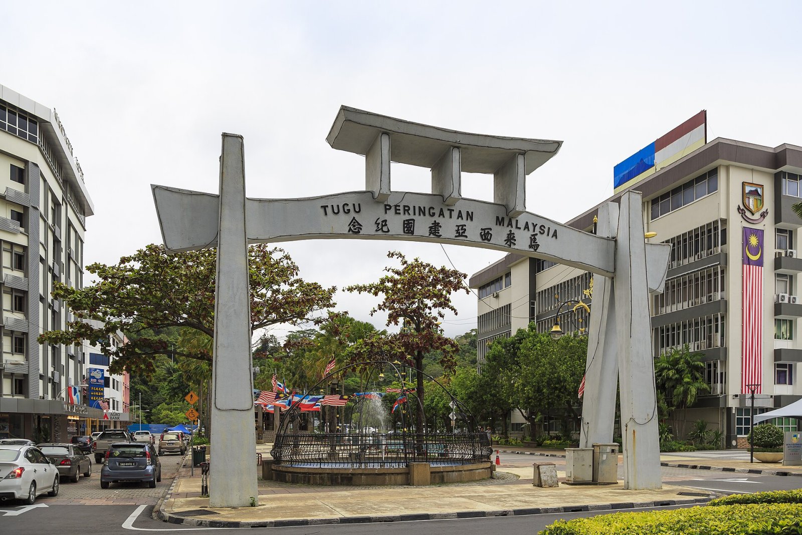 Scopri il Malaysia Monument a Kota Kinabalu - Kota Kinabalu | Secret World Trip Planner