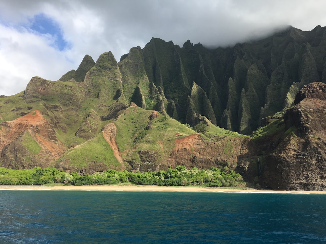 Discover the Nā Pali Coast Beaches: A Natural Paradise - Contea di Kauai | Secret World Trip Planner