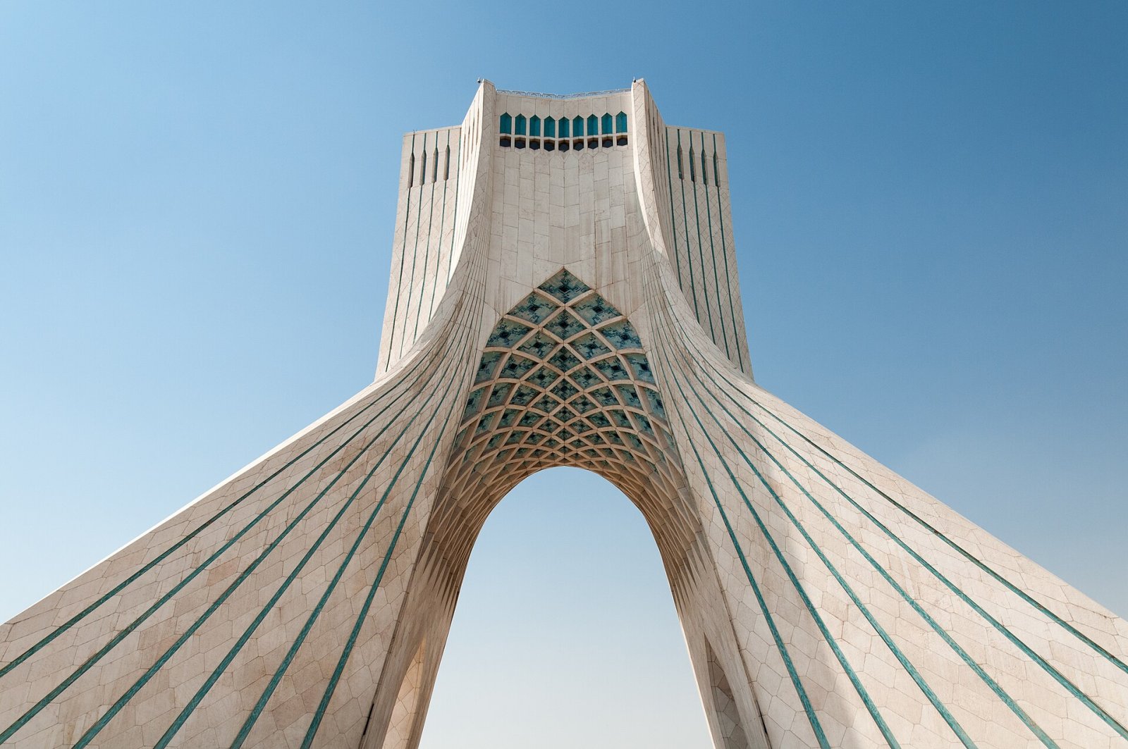 Discover Tehran: The Capital of Iran Between History and Modernity | Secret World Trip Planner