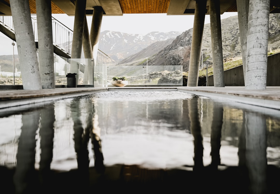 Scopri le Meraviglie di 7132 Therme a Vals - Poststrasse 560 | Secret World Trip Planner