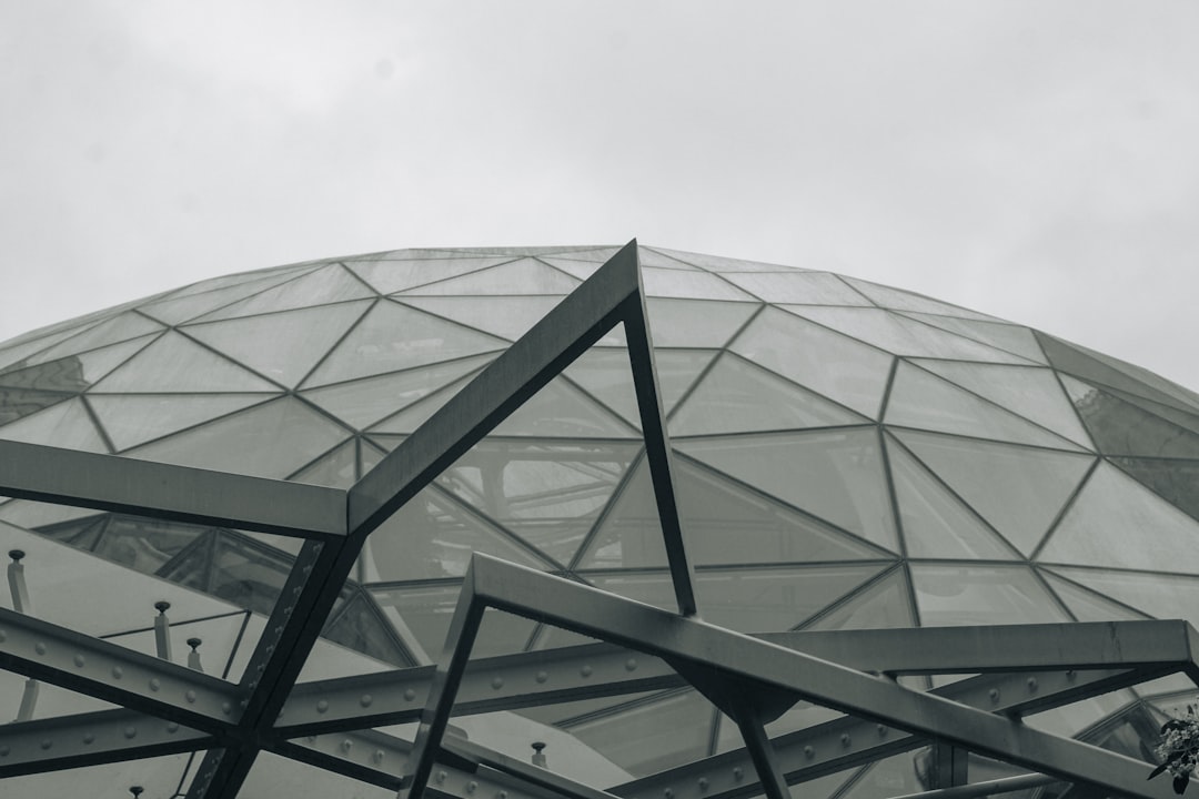 The Spheres: Un'Oasi di Arte e Natura a Seattle - Seattle | Secret World Trip Planner