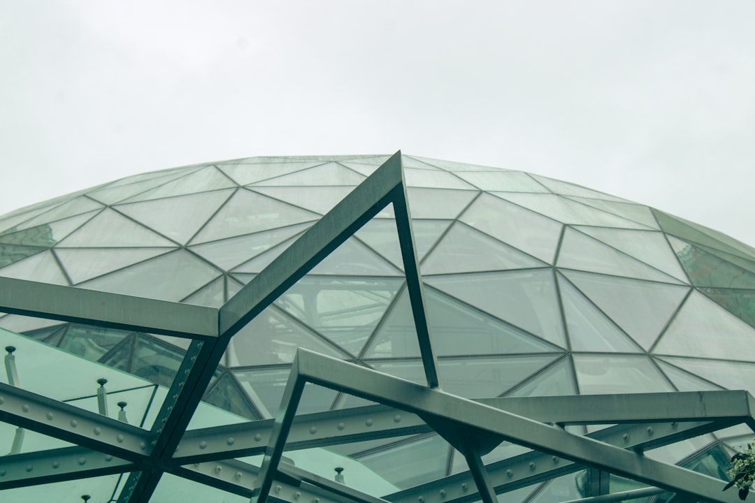 The Spheres: Un'Oasi di Arte e Natura a Seattle - Seattle | Secret World Trip Planner
