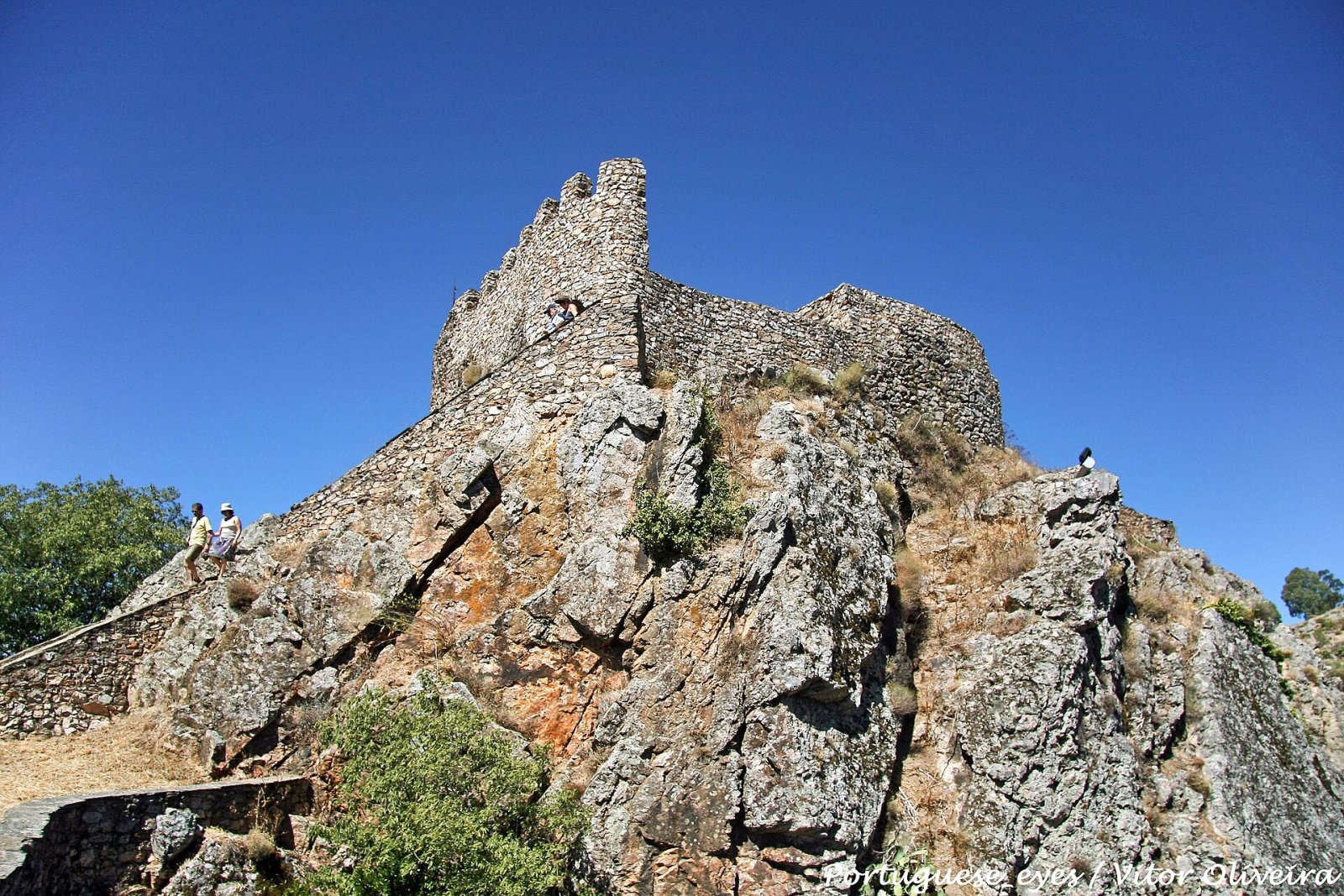 Découvrez le charme du Castelo de Penha Garcia au Portugal - Penha Garcia | Secret World Trip Planner