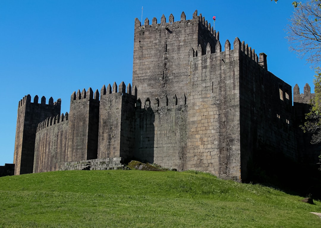 Entdecken Sie die Burg Castelo Bom: Geschichte und Schönheit in Portugal - Castelo Bom | Secret World Trip Planner