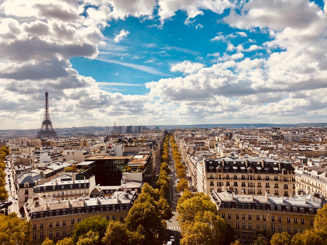 Le Week-end Idéal à Paris : Itinéraire Optimisé par IA - Parigi | Secret World Trip Planner