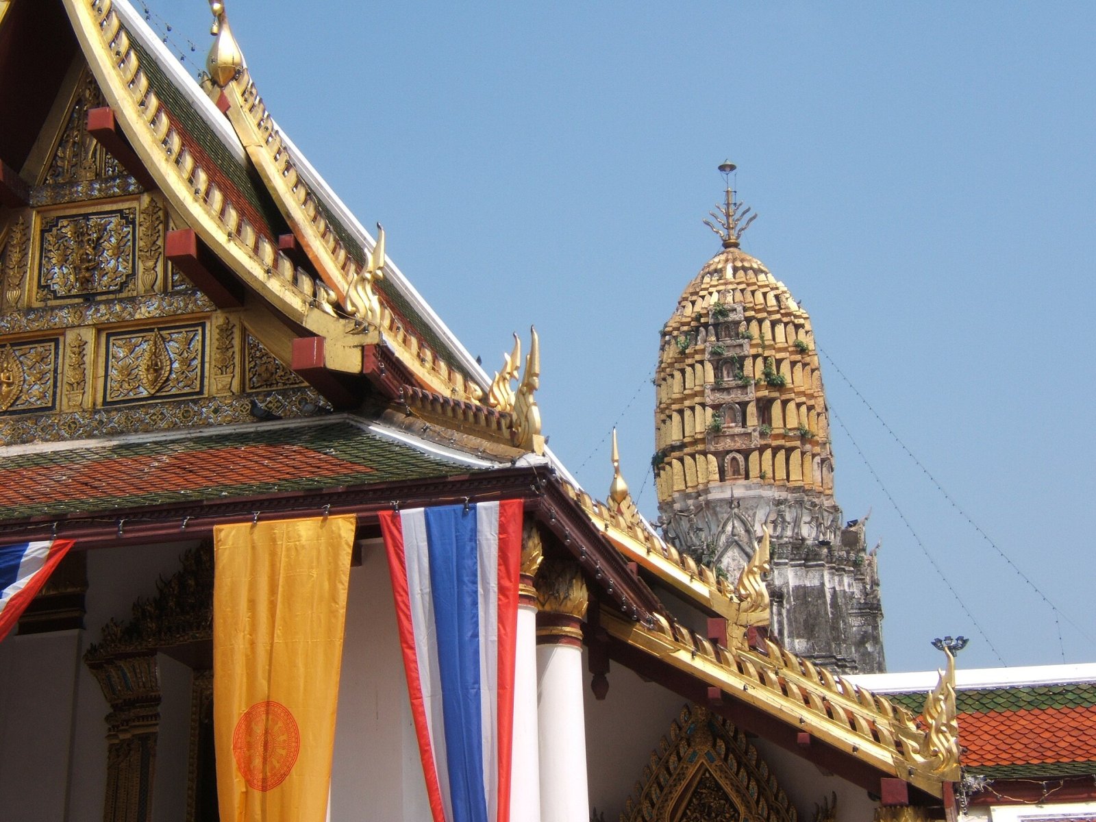 Découvrez le Wat Phra Sri Rattana Mahathat en Thaïlande - Si Satchanalai District | Secret World Trip Planner