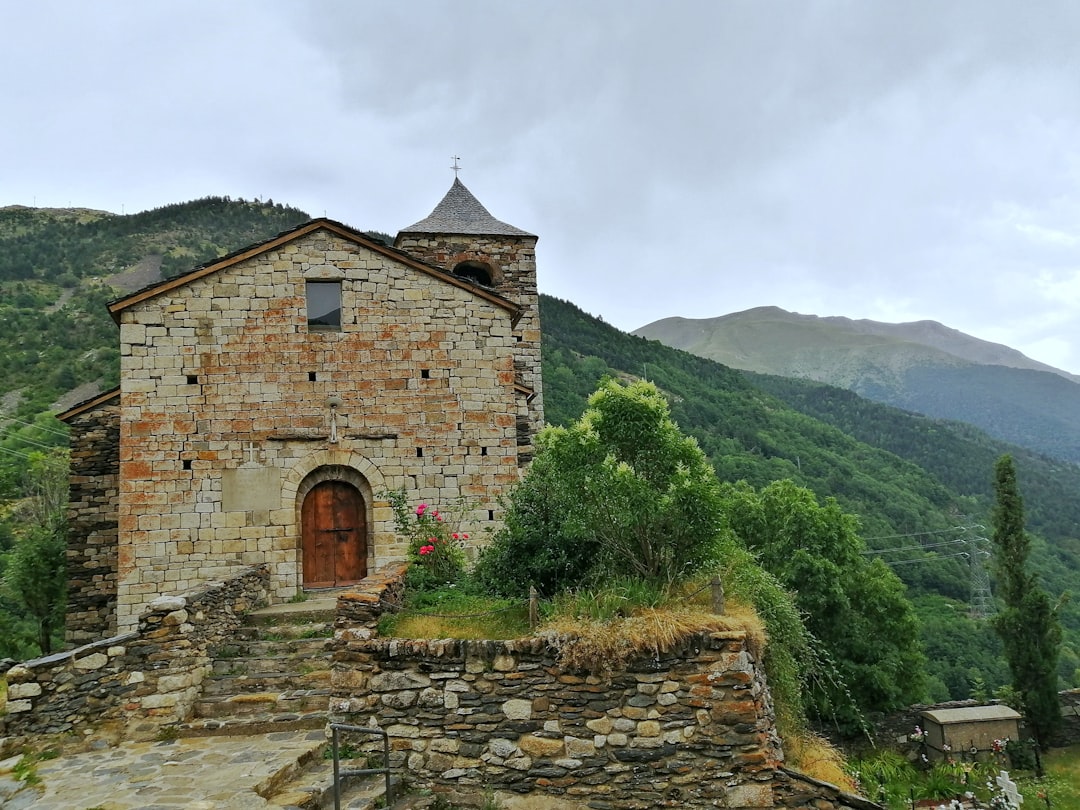 L'Église de San Giovanni Teologo : Un Trésor Caché à Ohrid - Kocho Racin | Secret World Trip Planner