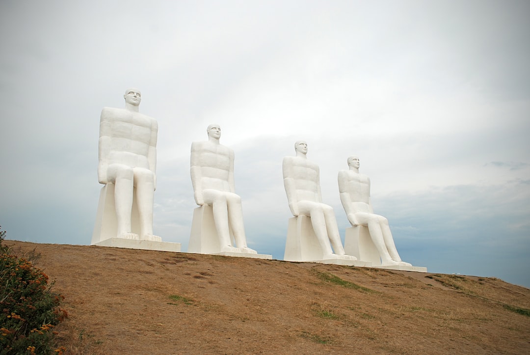 Esbjerg Kunstmuseum : Un Voyage dans l'Art Danois - Havnegade 20 | Secret World Trip Planner