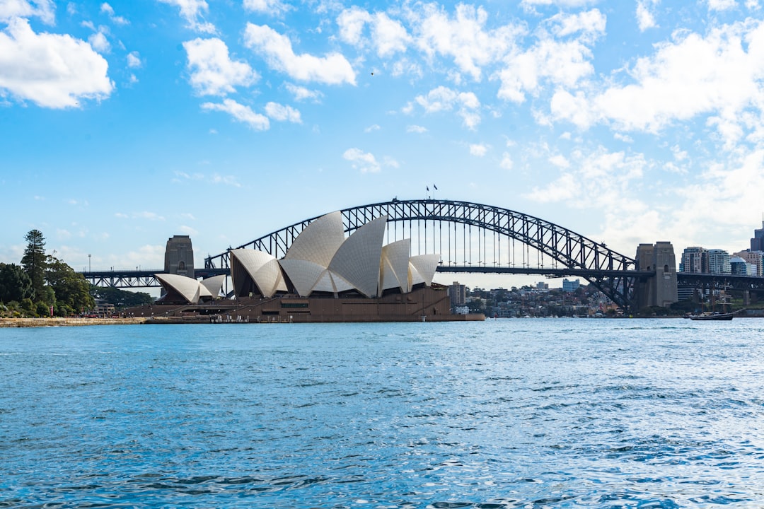Royal Botanic Gardens: Nature and Sydney's Harbor - Mrs Macquaries Rd | Secret World Trip Planner