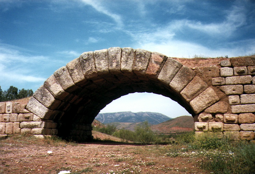 Die Alconétar-Brücke: ein verstecktes römisches Juwel - 10940 Garrovillas de Alconétar | Secret World Trip Planner