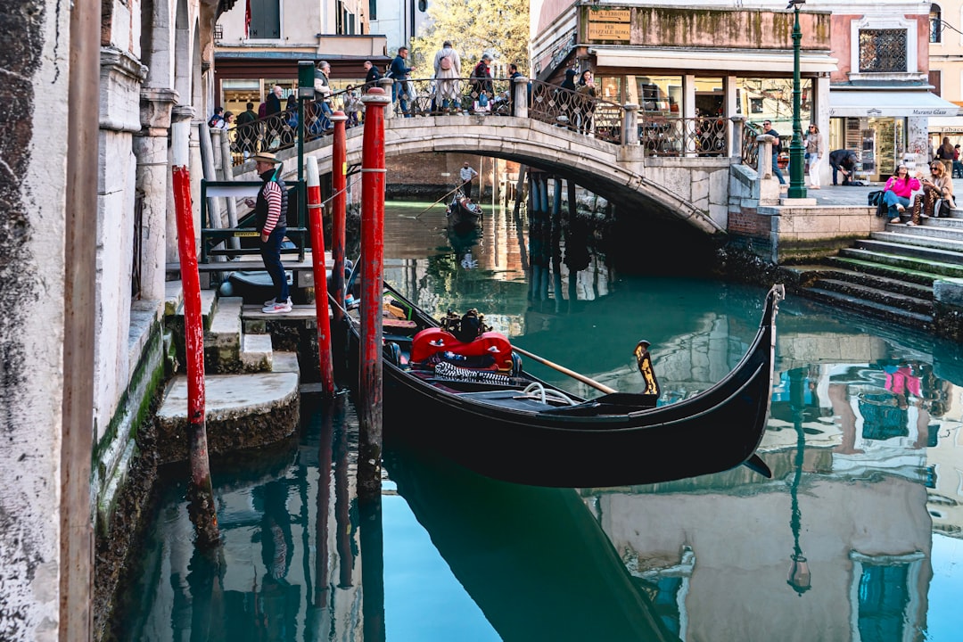 Planificateur de voyages IA 2026 : Révolutionnez vos séjours à Venise - Venezia | Secret World Trip Planner