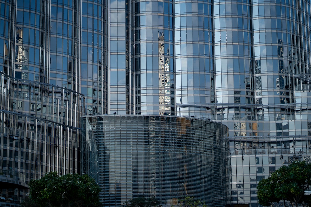 Burj Khalifa : l'icône de Dubaï qui touche le ciel | Secret World Trip Planner
