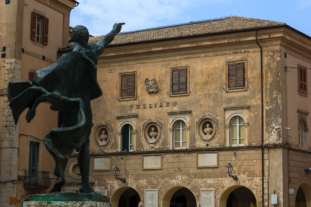 Découvrez le Palais du Vignola : Un Joyau du Renaissance - 41 | Secret World Trip Planner