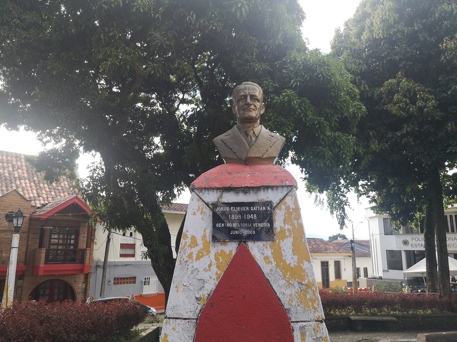 Découvrez le Musée Jorge Eliecer Gaitan à Bogotá - Paz de Río | Secret World Trip Planner