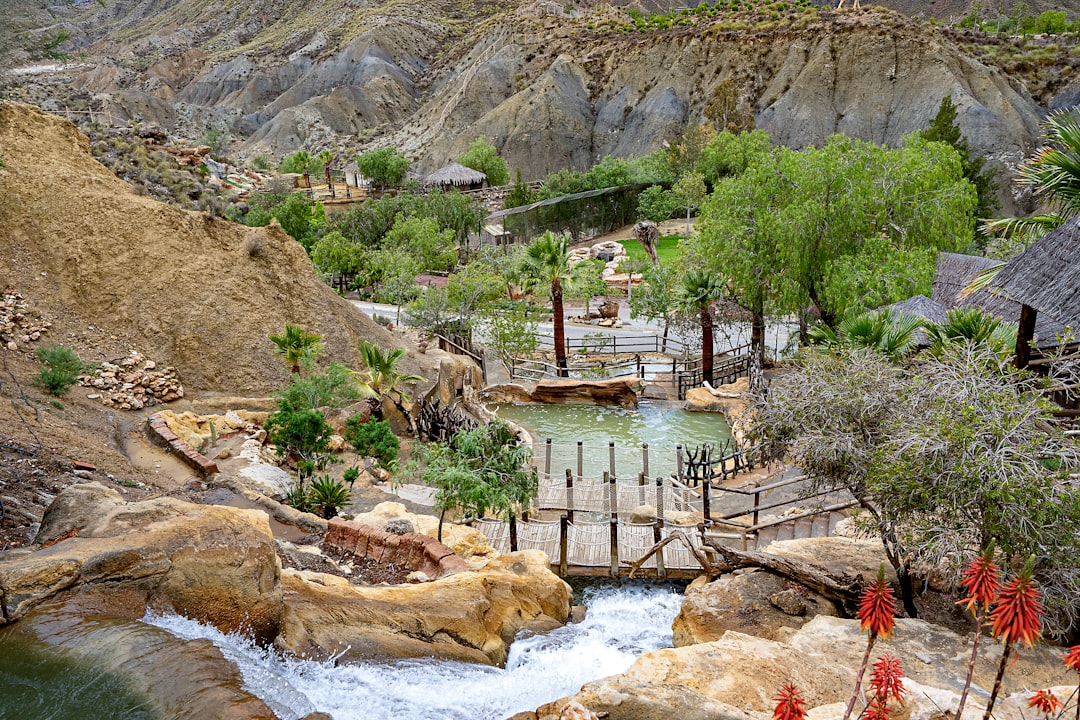 Therma, Ikaria: le terme radioattive nell'Egeo - Therma 833 00 | Secret World Trip Planner