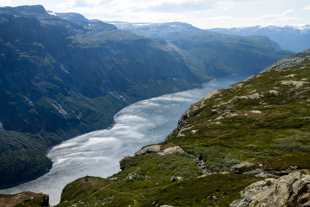 Trolltunga: la lingua di roccia a 700m sul fiordo - Skjeggedal 20 | Secret World Trip Planner
