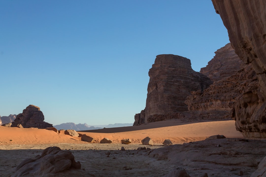 Khazali Canyon: Nabatean Inscriptions in Wadi Rum - GC9F+GP7 Area protetta Wadi Rum | Secret World Trip Planner