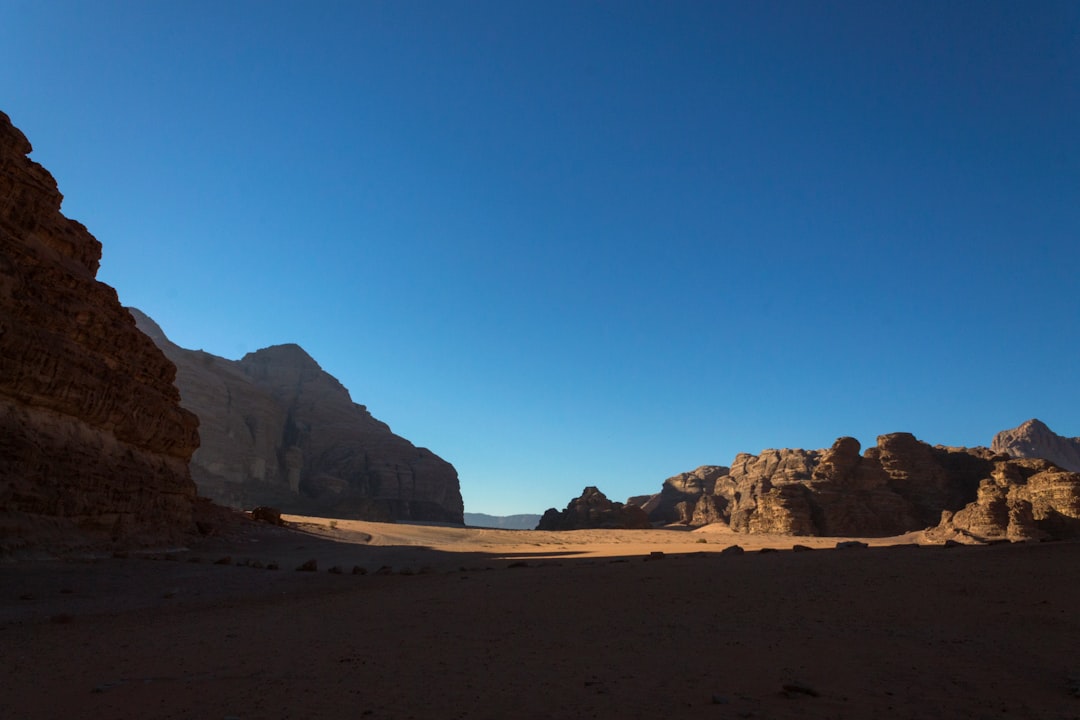 Khazali Canyon: Nabatean Inscriptions in Wadi Rum - GC9F+GP7 Area protetta Wadi Rum | Secret World Trip Planner