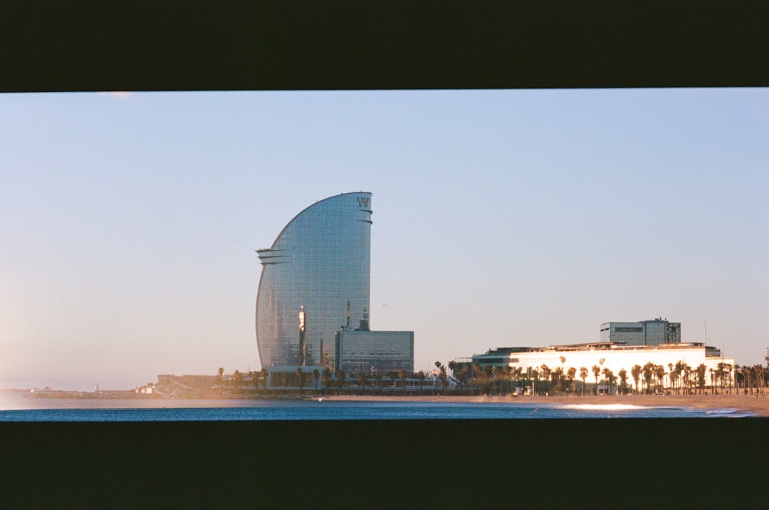 Meilleures apps de voyage 2026 : 5 à utiliser à Barcelone - Barcellona | Secret World Trip Planner