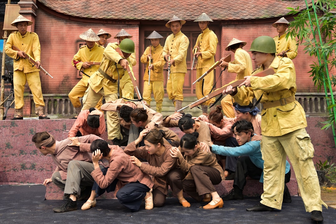 Gruppe E: Die antike Kunst der attischen Vasen in Vietnam — Thu Bồn