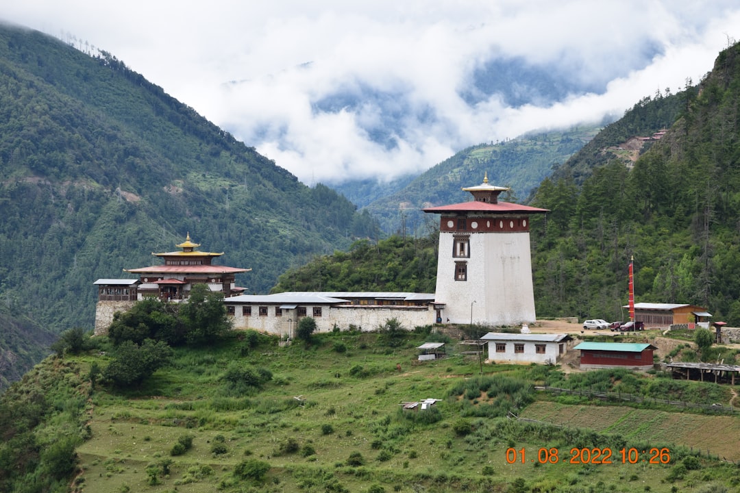 Dzong di Punakha: il monastero-fortezza del Bhutan - HVR7+G62 | Secret World Trip Planner