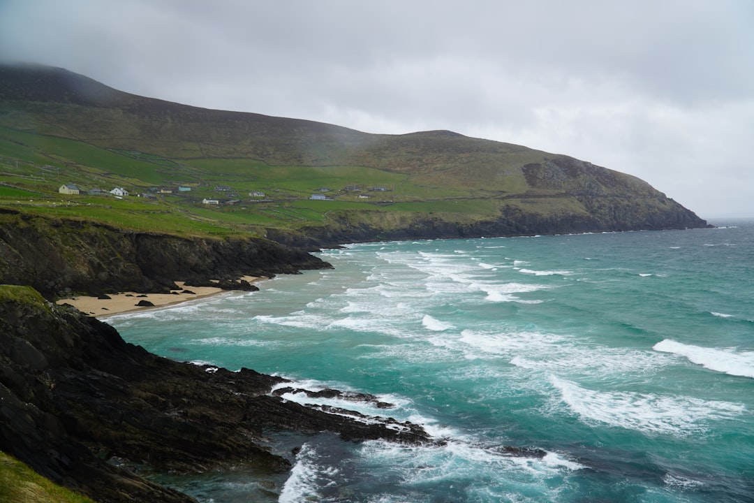 Découvrez Slea Head : le promontoire le plus fascinant d'Irlande - Coumeenoole | Secret World Trip Planner