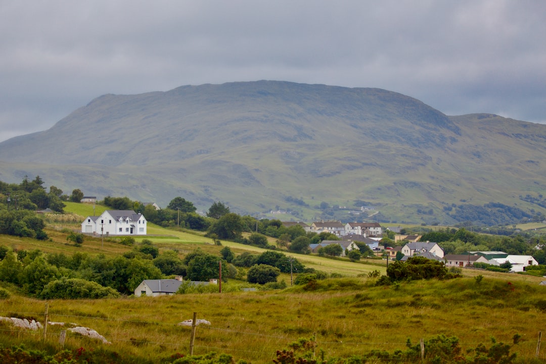 Entdecken Sie die Magie des Torc Mountain: Eine Reise durch Natur und Legenden - Pallas | Secret World Trip Planner