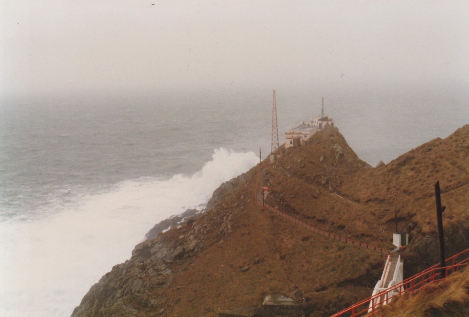 Mizen Head Lighthouse: Un phare au cœur de l'Irlande - Comeenavrick | Secret World Trip Planner